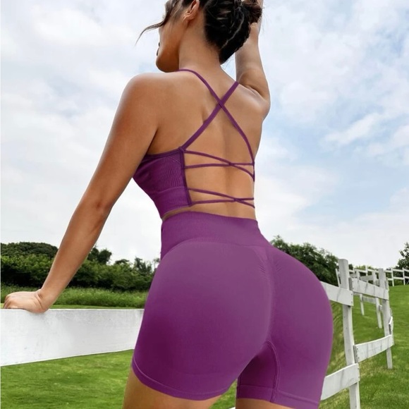 SHEIN Yoga Set - Size M - Picture 2 of 4